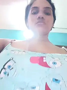 Laurabutt online show from October 12, 2025, 6:29 pm