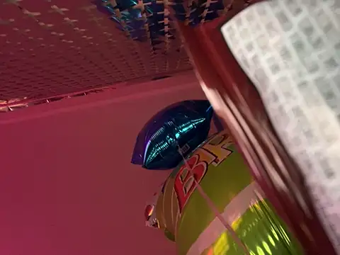 Snapshot of YODAPESOS chatting on November 1, 2025, 12:45 am YODAPESOS online show from November 1, 2025, 12:45 am