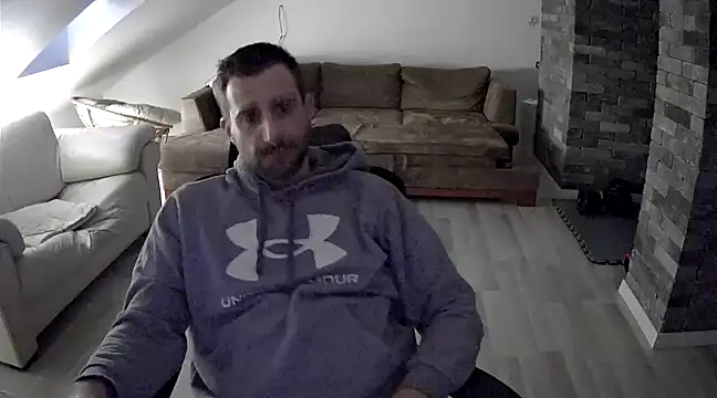 gryzoon online show from March 21, 2025, 4:28 am