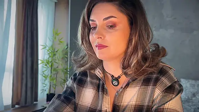  Allie  online show from April 1, 2026, 12:50 pm