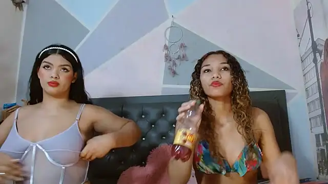 Snapshot of Alma_Meza chatting on November 28, 2025, 3:25 pm Alma Meza online show from November 28, 2025, 3:25 pm