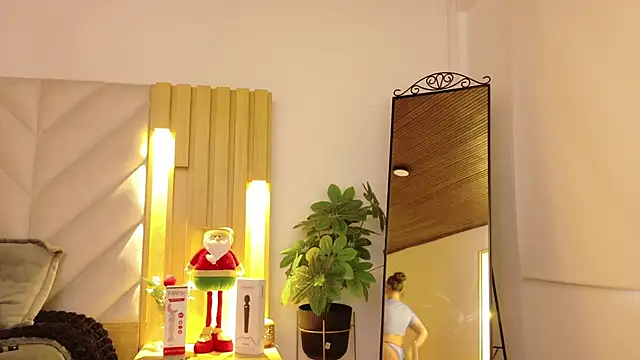 Anaise latif online show from November 28, 2025, 11:57 am