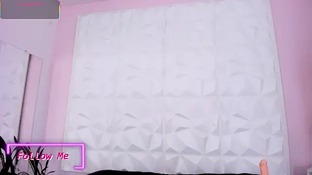 Valeriagomez  online show from November 1, 2025, 12:07 pm