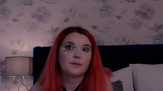 KailyKay online show from October 31, 2025, 7:04 pm