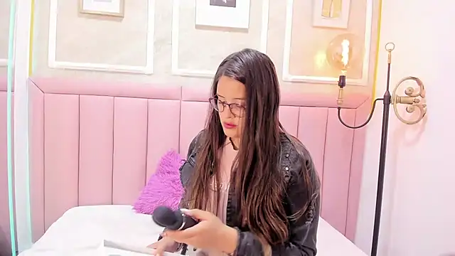 Snapshot of Samy_jons chatting on November 15, 2025, 12:34 pm Samy jons online show from November 15, 2025, 12:34 pm