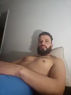 Snapshot of Bigverxxxhot chatting on November 5, 2025, 8:14 am Bigverxxxhot online show from November 5, 2025, 8:14 am