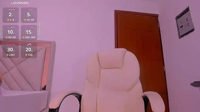 Snapshot of gime_lara chatting on October 27, 2025, 12:20 pm gime lara online show from October 27, 2025, 12:20 pm