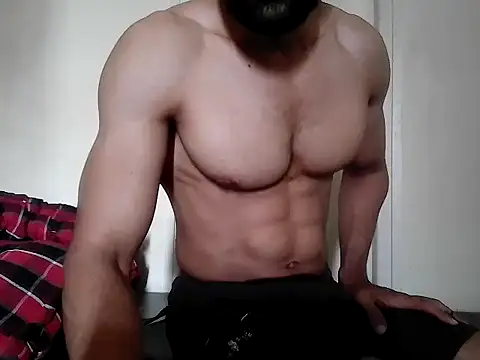 Snapshot of fitbuddy1 chatting on April 13, 2026, 7:58 am fitbuddy1 online show from April 13, 2026, 7:58 am