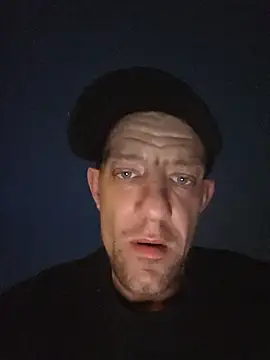 Snapshot of billcracky chatting on July 9, 2026, 10:08 am billcracky online show from July 9, 2026, 10:08 am