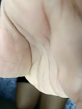 Snapshot of neha_rohan12 chatting on February 26, 2025, 6:54 pm neha rohan12 online show from February 26, 2025, 6:54 pm