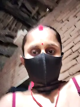 Snapshot of Divya_Chandok chatting on February 21, 2026, 7:53 am Divya Chandok online show from February 21, 2026, 7:53 am