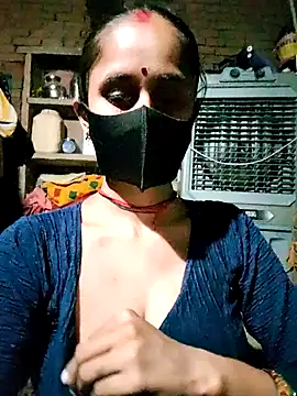 Snapshot of Divya_Chandok chatting on April 9, 2026, 3:39 pm Divya Chandok online show from April 9, 2026, 3:39 pm