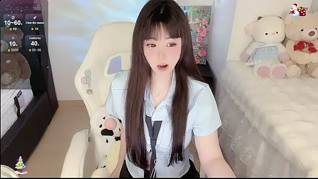 Milla-z online show from April 27, 2026, 6:44 am