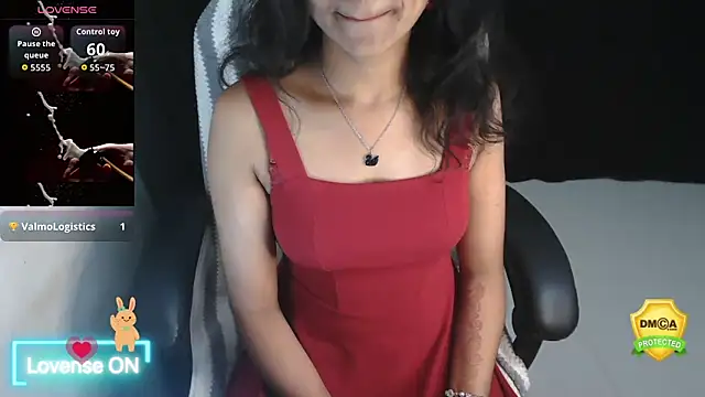 Snapshot of fullmoan chatting on November 21, 2025, 5:33 pm fullmoan online show from November 21, 2025, 5:33 pm