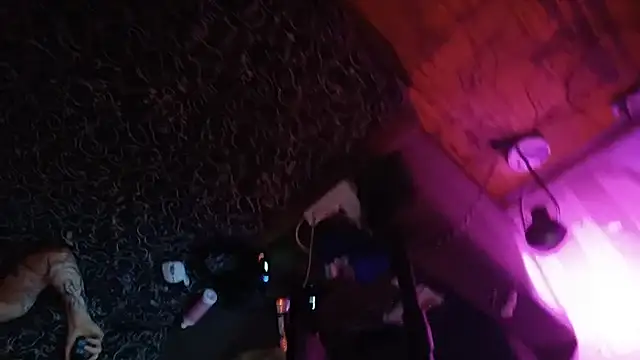 Snapshot of All_Myself chatting on March 3, 2025, 2:36 am All Myself online show from March 3, 2025, 2:36 am