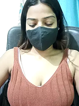 CRAZY  BITE online show from October 30, 2025, 10:10 pm