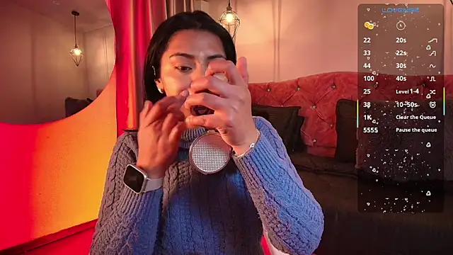 miaoconell online show from November 24, 2025, 8:41 pm