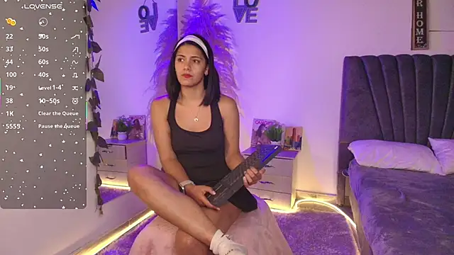 Snapshot of miaoconell chatting on May 6, 2026, 12:19 am miaoconell online show from May 6, 2026, 12:19 am
