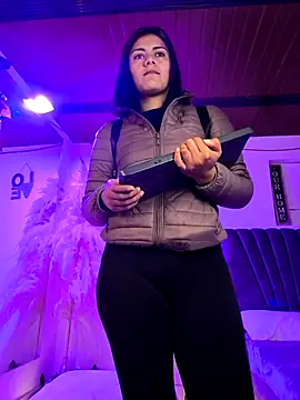 Snapshot of miaoconell chatting on May 7, 2026, 10:37 pm miaoconell online show from May 7, 2026, 10:37 pm