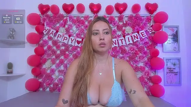 emmyrouse  online show from February 16, 2026, 7:43 pm