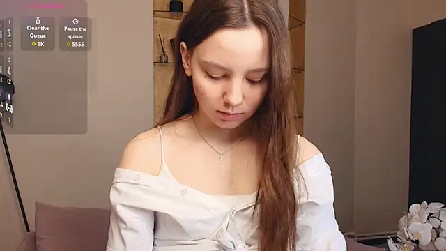 EdinaCordner online show from November 27, 2025, 10:39 am