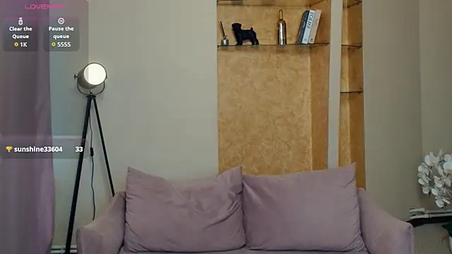 EdinaCordner online show from December 15, 2025, 10:08 am