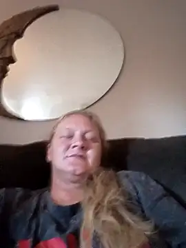 wetnwildforyou online show from November 8, 2025, 4:51 pm