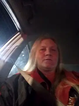 wetnwildforyou online show from November 17, 2025, 3:01 am