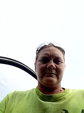 wetnwildforyou online show from December 1, 2025, 8:14 pm