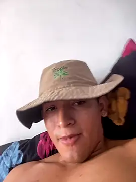 Snapshot of Babyalienqm chatting on December 2, 2025, 3:07 pm Babyalienqm online show from December 2, 2025, 3:07 pm