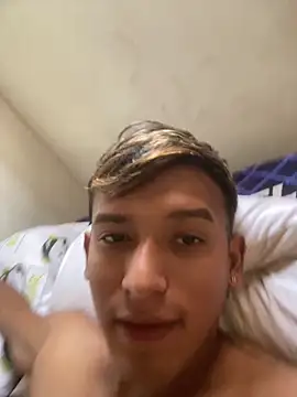 Babyalienqm online show from March 19, 2026, 7:18 pm