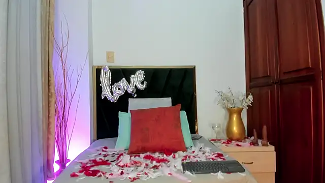 SeleneLujan online show from February 14, 2026, 12:13 pm