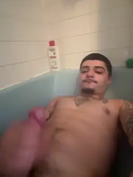 Snapshot of papiVilla23 chatting on September 16, 2025, 1:56 pm papiVilla23 online show from September 16, 2025, 1:56 pm