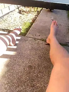 Snapshot of 1Zoey101 chatting on March 8, 2025, 5:28 am 1Zoey101 online show from March 8, 2025, 5:28 am