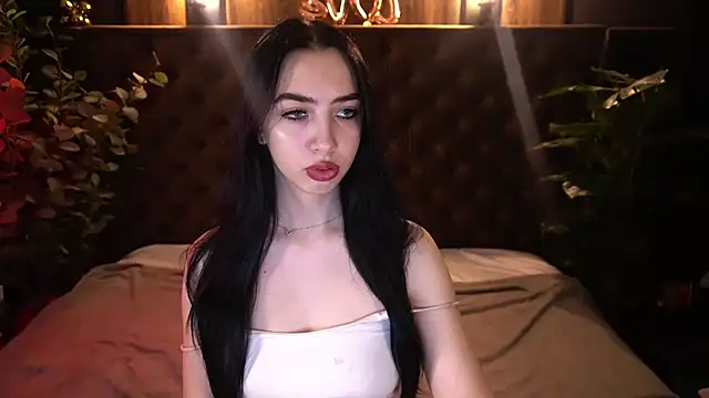 WildKittenX  online show from February 17, 2026, 6:43 am