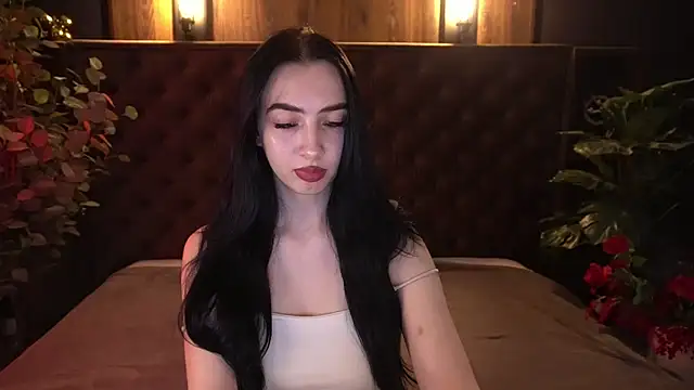 WildKittenX  online show from April 8, 2026, 5:40 am