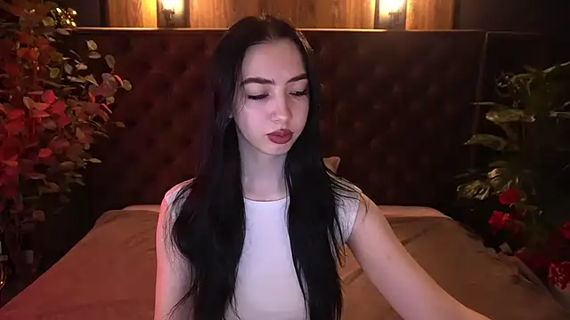 WildKittenX  online show from April 12, 2026, 5:34 am