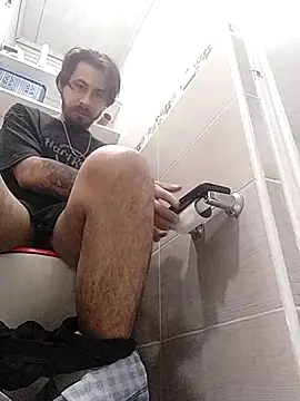 santibiggg online show from September 22, 2025, 11:51 pm