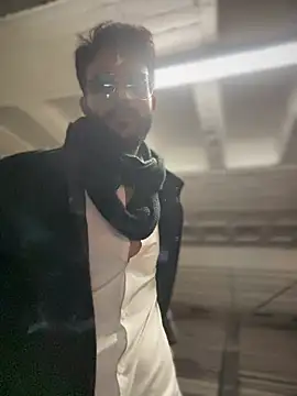 Snapshot of YJeromZCoxk chatting on March 11, 2025, 4:07 pm YJeromZCoxk online show from March 11, 2025, 4:07 pm