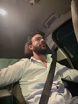 Snapshot of YJeromZCoxk chatting on March 13, 2025, 6:01 pm YJeromZCoxk online show from March 13, 2025, 6:01 pm