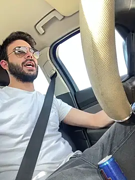 Snapshot of YJeromZCoxk chatting on March 14, 2025, 11:34 am YJeromZCoxk online show from March 14, 2025, 11:34 am