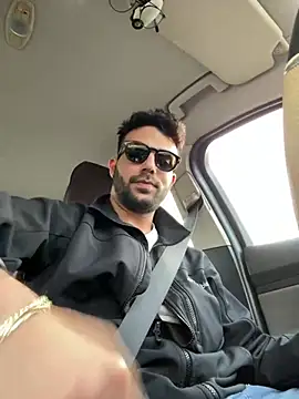 Snapshot of YJeromZCoxk chatting on March 18, 2025, 3:31 pm YJeromZCoxk online show from March 18, 2025, 3:31 pm