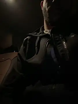 Snapshot of YJeromZCoxk chatting on March 19, 2025, 12:26 am YJeromZCoxk online show from March 19, 2025, 12:26 am