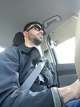 Snapshot of YJeromZCoxk chatting on March 19, 2025, 5:08 am YJeromZCoxk online show from March 19, 2025, 5:08 am