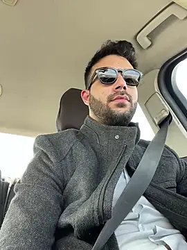 Snapshot of YJeromZCoxk chatting on March 22, 2025, 7:47 am YJeromZCoxk online show from March 22, 2025, 7:47 am