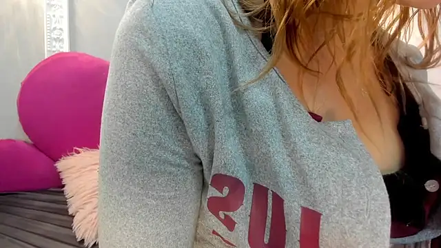 Bonniie 22 online show from February 19, 2026, 7:54 pm