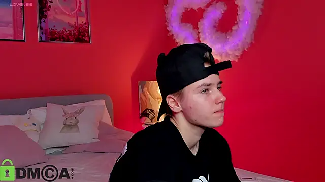 Jean Wilsons online show from September 28, 2025, 10:20 am