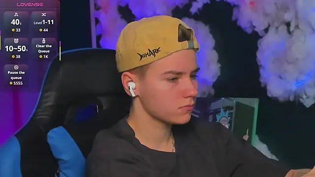 Jean Wilsons online show from December 2, 2025, 11:04 am