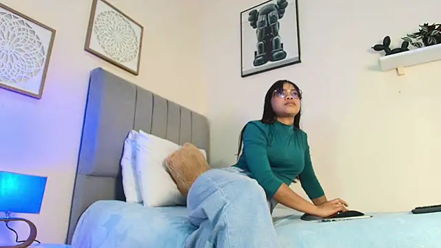 Snapshot of mary_cute9 chatting on February 20, 2026, 11:54 am mary cute9 online show from February 20, 2026, 11:54 am