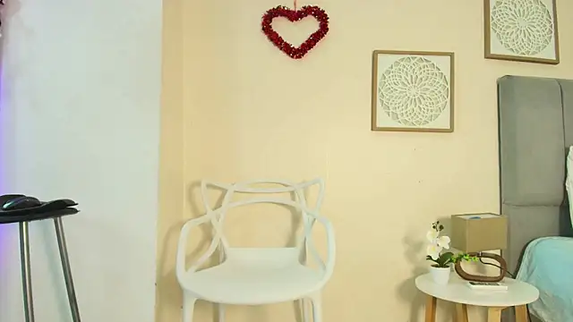 Snapshot of mary_cute9 chatting on March 26, 2026, 12:11 pm mary cute9 online show from March 26, 2026, 12:11 pm